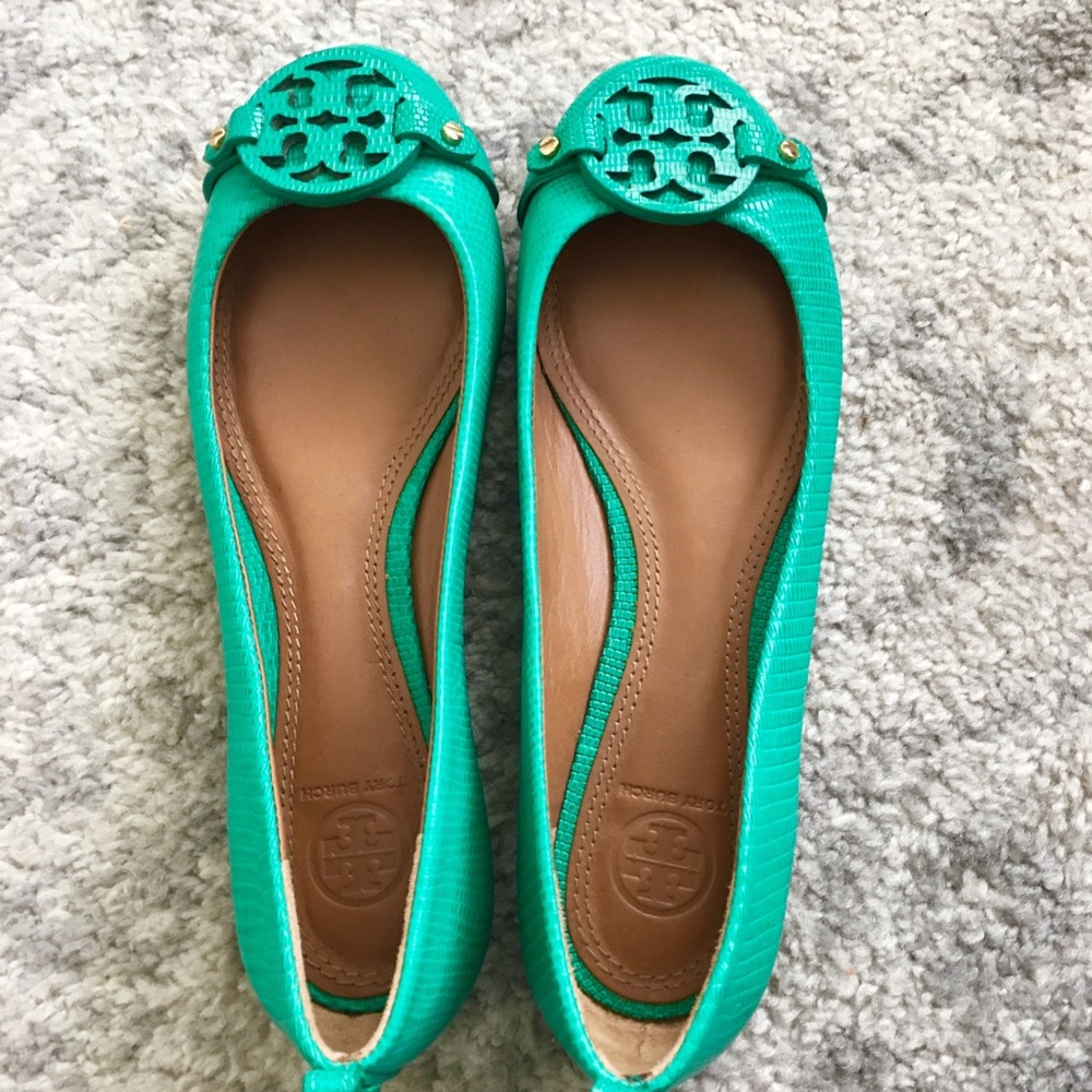 NEW Tory Burch Green Flats 7M